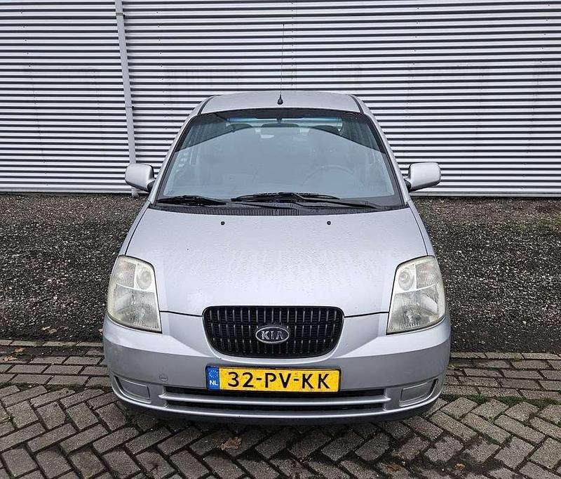 Occasion Kia Picanto 61 PK (44 kW) 2004 Grijs Hatchback