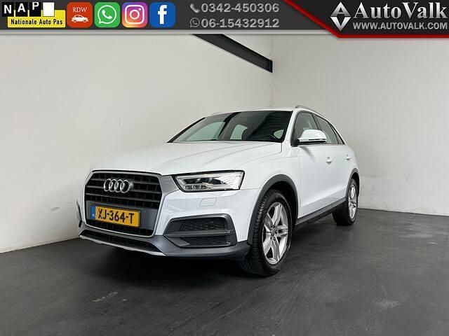 Wit Gebruikt 2018 Audi Q3 Sport SUV | € 18.449 (Eerlijke prijs) - Afbeelding 1/4