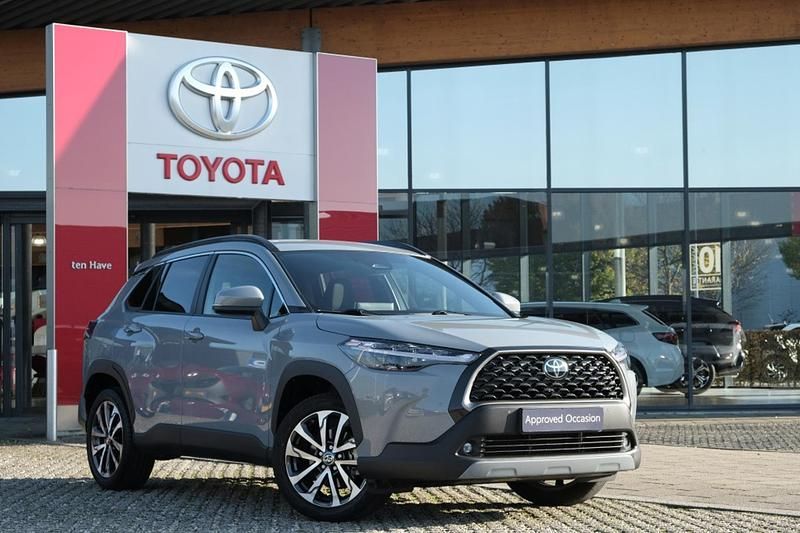 Grijs Occasion 2025 Toyota Corolla Cross Style SUV | € 38.999 (Iets duurder) - Afbeelding 1/1