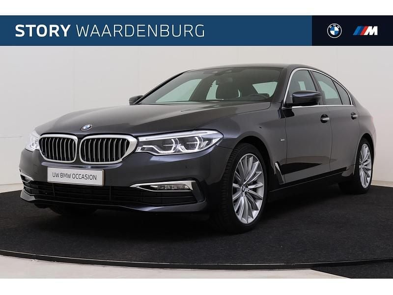 Grijs (metallic) Gebruikt 2018 BMW 530 Executive Sedan | € 28.950 (Eerlijke prijs) - Afbeelding 1/4