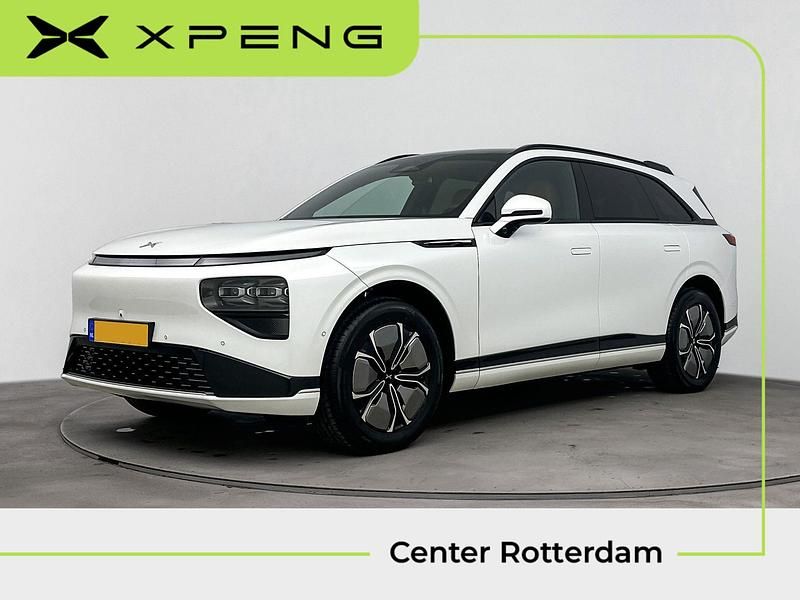 Wit Occasion 2024 XPENG G9 RWD Long Range SUV | € 54.900 (Eerlijke prijs) - Afbeelding 1/4