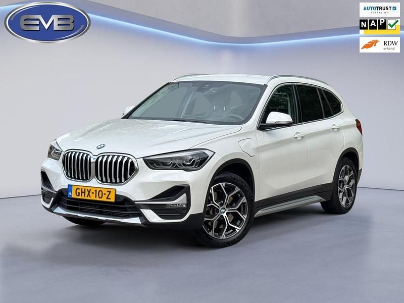 Wit Gebruikt 2021 BMW X1 Executive SUV | € 26.950 (Goede deal) - Afbeelding 1/4