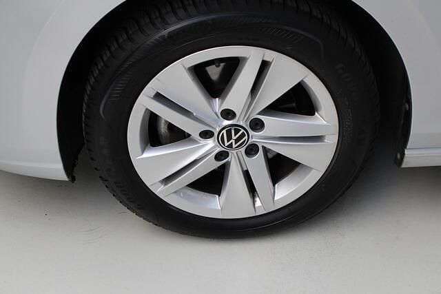 Occasion VW Golf VIII Pro 110 PK (80 kW) 2021 Grijs Hatchback