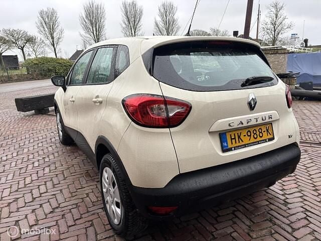 Occasion Renault Captur Authentique 90 PK (66 kW) 2015 Bruin SUV