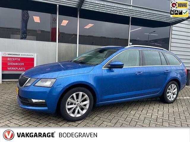 Occasion Skoda Octavia Business Line 116 PK (85 kW) 2020 Blauw (metallic) Stationwagen