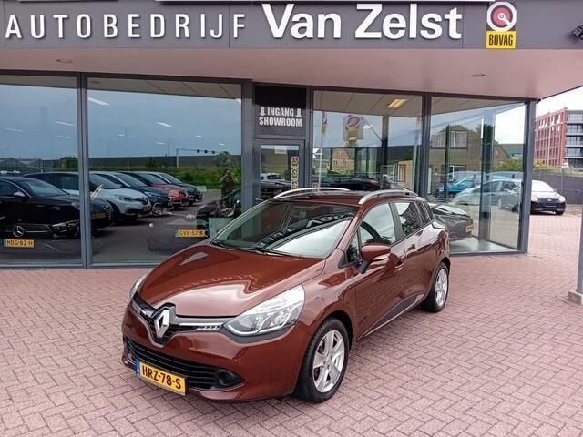Bruin Gebruikt 2015 Renault Clio GrandTour Expression Stationwagen | € 9.950 (Eerlijke prijs) - Afbeelding 1/4