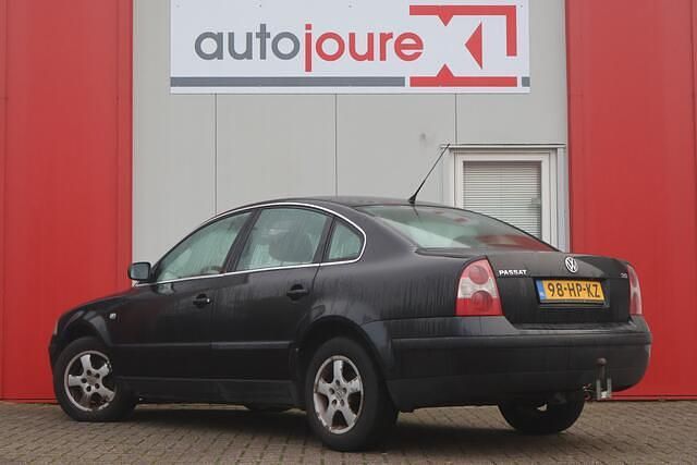 Occasion VW Passat Comfortline 116 PK (85 kW) 2001 Zwart Sedan