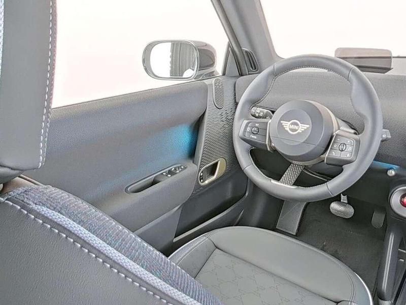 Nieuw Mini Cooper SE Classic 160 kW (218 PK) 2025 Wit Hatchback