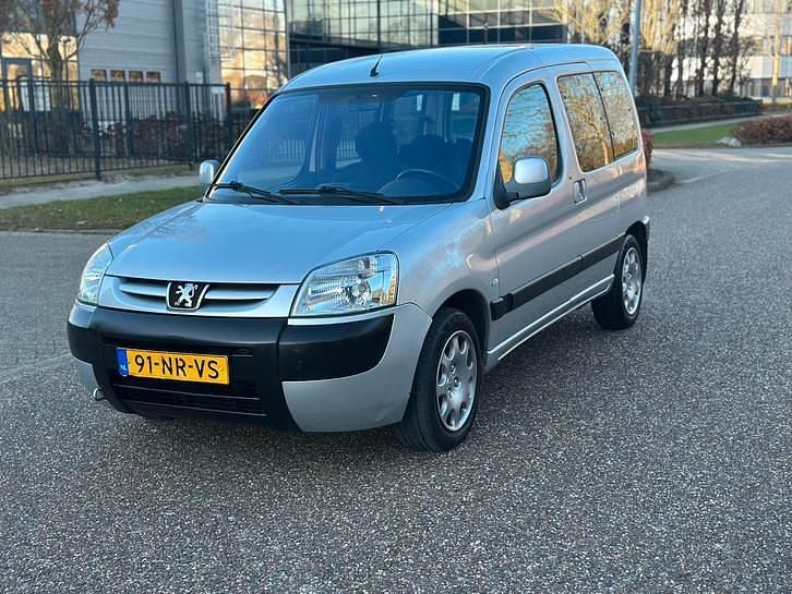Occasion 2004 Peugeot Partner MPV | € 3.150 (Iets duurder) - Afbeelding 1/4