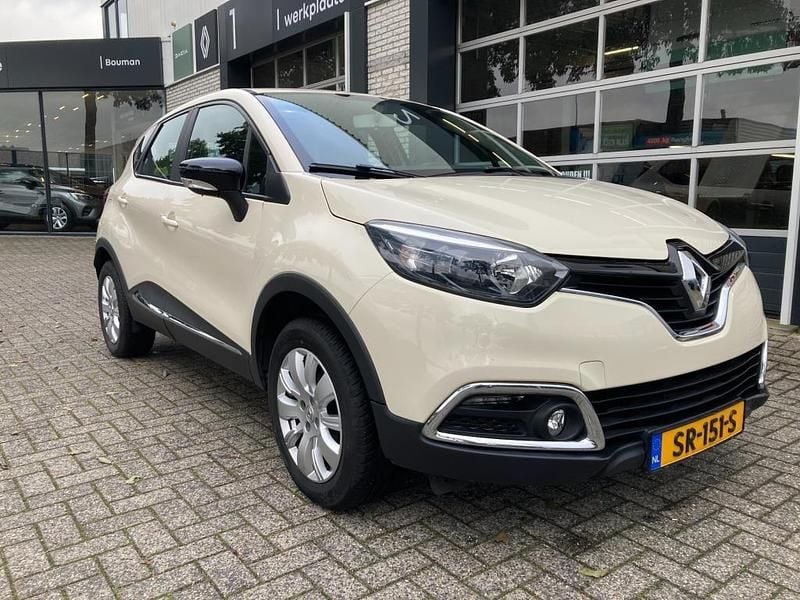 Bruin Gebruikt 2017 Renault Captur Expression SUV | € 11.250 (Eerlijke prijs) - Afbeelding 1/4