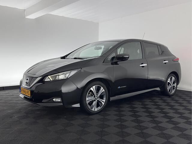 Occasion Nissan Leaf Tekna 110 kW (150 PK) 2020 Zwart Hatchback