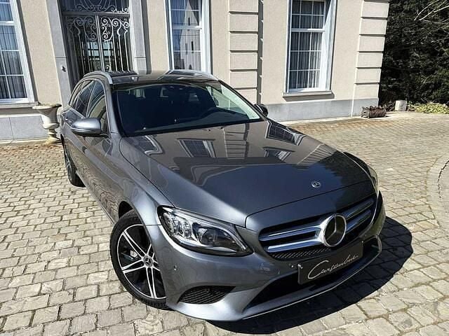 Grijs Occasion 2021 Mercedes C300 Stationwagen | € 30.995 (Super prijs) - Afbeelding 1/4