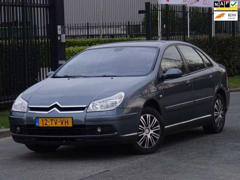 Grijs Gebruikt 2007 Citroën C5 Hatchback | € 1.499 (Eerlijke prijs) - Afbeelding 1/4