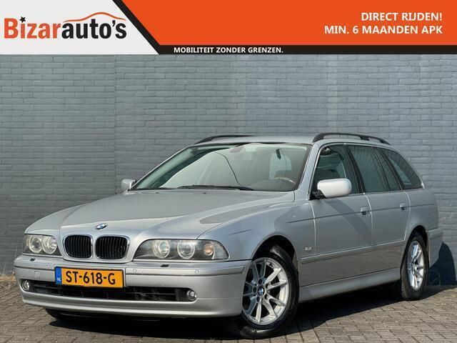 Grijs Gebruikt 2002 BMW 530 Lifestyle Stationwagen | € 4.950 - Afbeelding 1/4