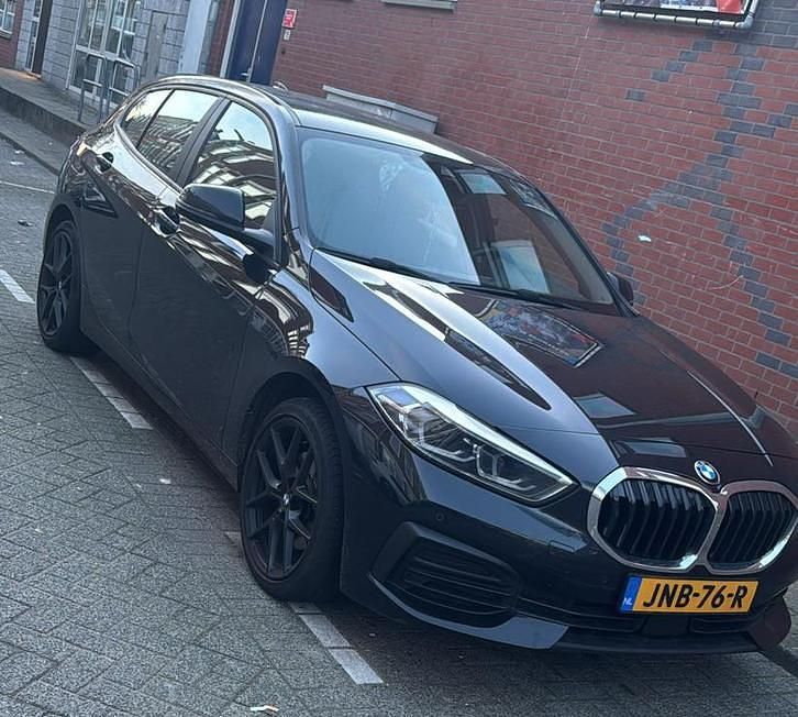 Occasion 2021 BMW 116 Hatchback | € 18.950 (Goede deal) - Afbeelding 1/4