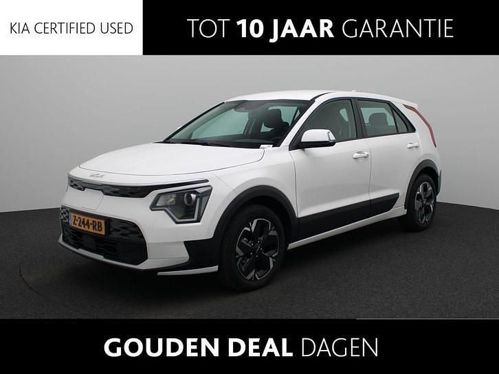 Wit Gebruikt 2024 Kia e-Niro Light SUV | € 30.940 (Super prijs) - Afbeelding 1/1