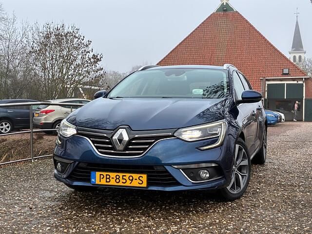 Occasion Renault Mégane GrandTour Bose Edition 110 PK (80 kW) 2017 Blauw Stationwagen