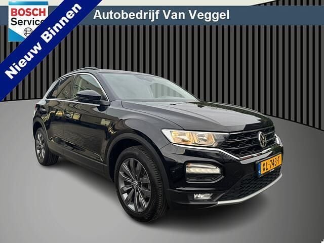 Zwart Occasion 2019 VW T-Roc Style SUV | € 19.350 (Eerlijke prijs) - Afbeelding 1/4