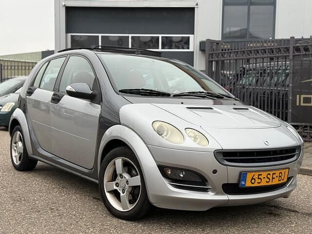 Grijs Occasion 2005 Smart ForFour Passion Hatchback | € 1.499 (Eerlijke prijs) - Afbeelding 1/3