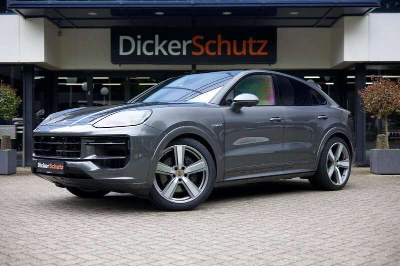 Grijs Gebruikt 2024 Porsche Cayenne SUV | € 124.950 - Afbeelding 1/4