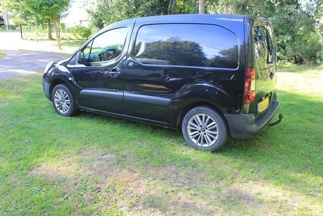 Zwart Gebruikt 2014 Citroën Berlingo MPV | € 3.995 (Iets duurder) - Afbeelding 1/4