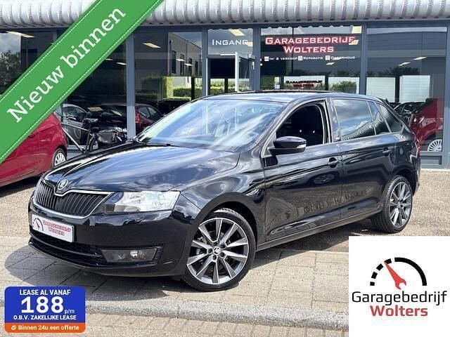 Zwart Gebruikt 2015 Skoda Rapid Hatchback | € 11.450 (Eerlijke prijs) - Afbeelding 1/4