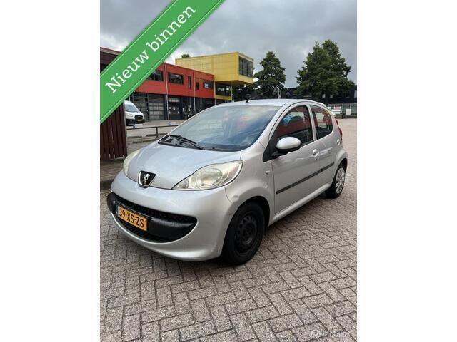 Grijs Gebruikt 2007 Peugeot 107 Hatchback | € 500 (Super prijs) - Afbeelding 1/4