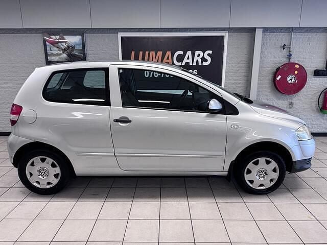 Occasion VW Fox Trendline 54 PK (39 kW) 2009 Grijs Hatchback
