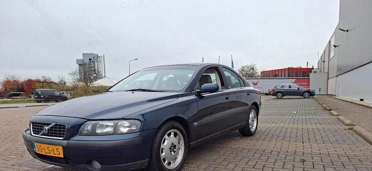 Gebruikt 2003 Volvo S60 Sedan | € 2.499 (Eerlijke prijs) - Afbeelding 1/4