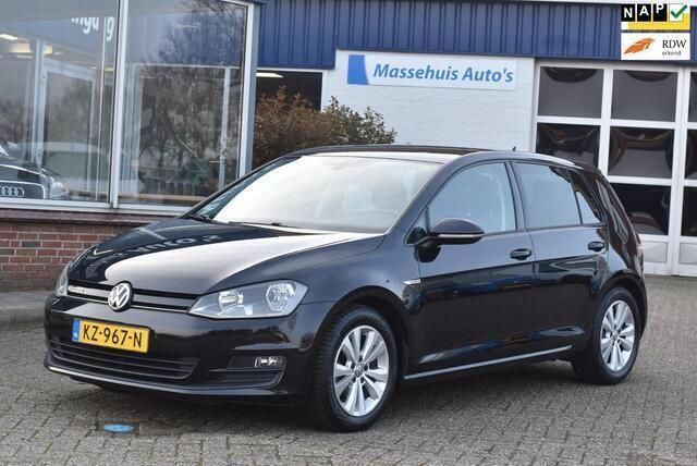 Zwart, metallic lak Gebruikt 2016 VW Golf VII Hatchback | € 11.950 (Eerlijke prijs) - Afbeelding 1/4