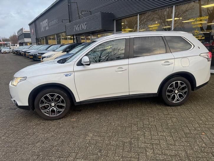 Occasion Mitsubishi Outlander Edition 121 PK (88 kW) 2015 Wit SUV