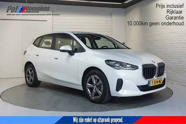 Wit Occasion 2023 BMW 218 Stationwagen | € 28.900 (Eerlijke prijs) - Afbeelding 1/4