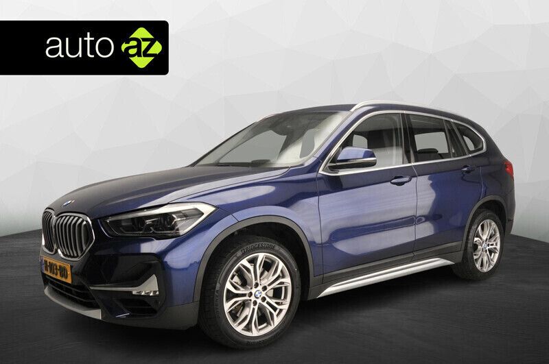 Blauw Gebruikt 2020 BMW X1 Executive SUV | € 24.900 (Goede deal) - Afbeelding 1/4