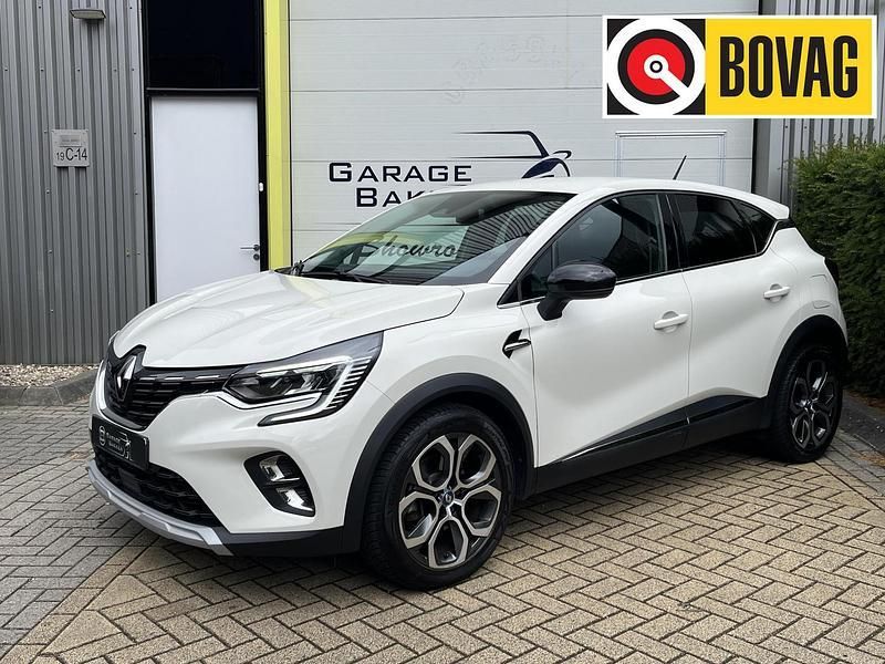 Wit Gebruikt 2020 Renault Captur Intens SUV | € 17.950 (Eerlijke prijs) - Afbeelding 1/4