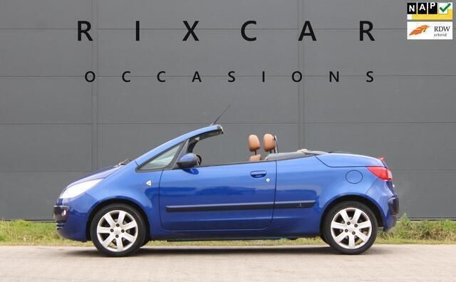 Blauw, metallic lak Gebruikt 2008 Mitsubishi Colt Edition Cabriolet | € 2.890 (Eerlijke prijs) - Afbeelding 1/4