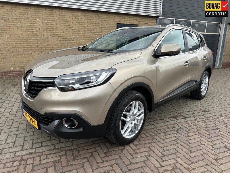 Bruin Gebruikt 2015 Renault Kadjar Intens SUV | € 12.950 (Iets duurder) - Afbeelding 1/3