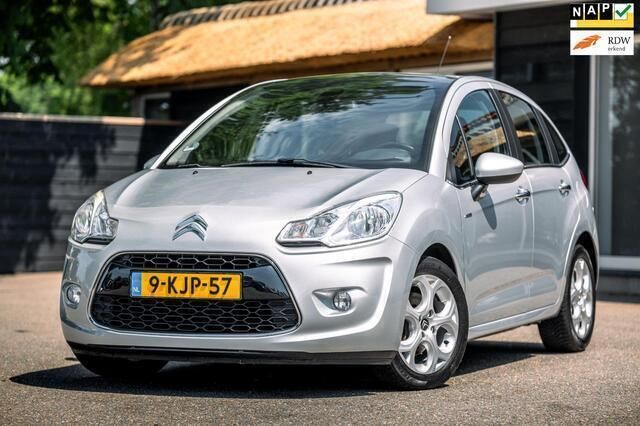 Grijs Gebruikt 2012 Citroën C3 Exclusive Hatchback | € 4.450 (Eerlijke prijs) - Afbeelding 1/4