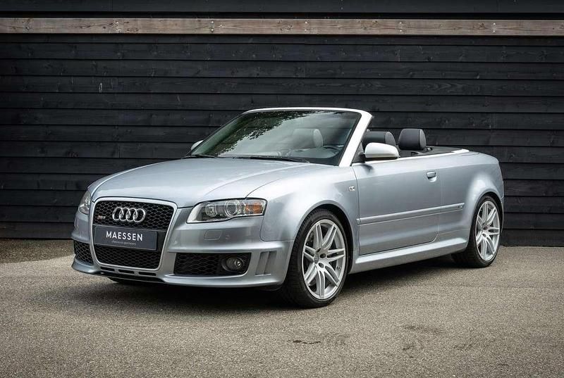 Zilver Gebruikt 2006 Audi RS4 S-Line Cabriolet | € 47.500 - Afbeelding 1/4