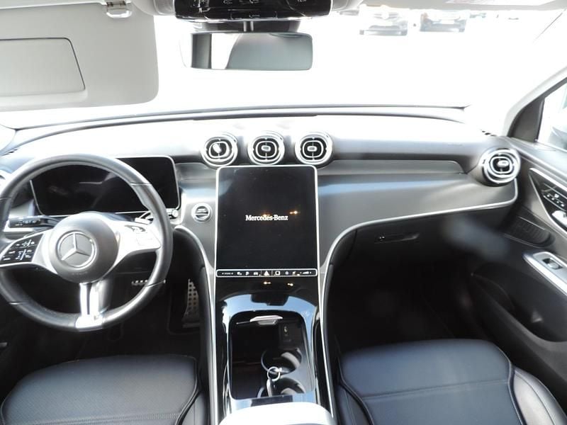 Occasion Mercedes GLC300 Luxury 341 PK (250 kW) 2023 Grijs, metallic lak SUV