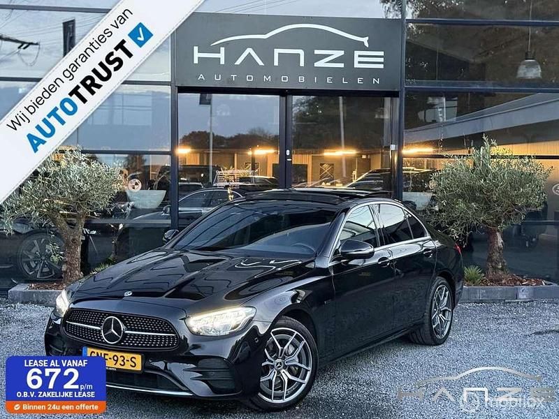 Zwart Gebruikt 2020 Mercedes E300 Business Sedan | € 41.950 (Duur) - Afbeelding 1/4