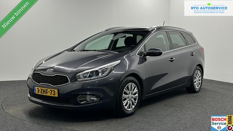 Grijs Occasion 2015 Kia Ceed Sportswagon Stationwagen | € 999.999 - Afbeelding 1/4