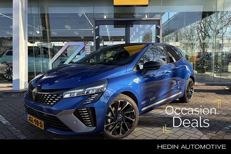 Blauw Occasion 2025 Renault Clio V Esprit Alpine Hatchback | € 25.890 (Eerlijke prijs) - Afbeelding 1/4
