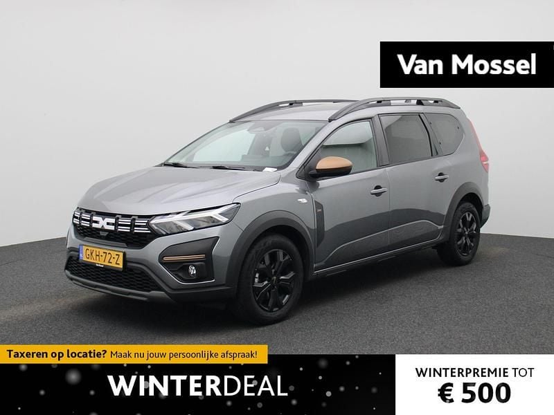 Grijs Occasion 2024 Dacia Jogger Extreme MPV | € 22.925 (Eerlijke prijs) - Afbeelding 1/4