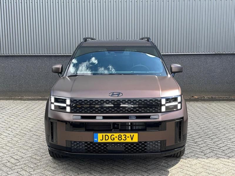 Nieuw Hyundai Santa Fe Blackline 159 PK (116 kW) 2025 Earthy brass mat SUV