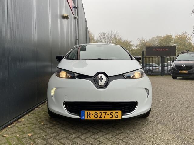 Occasion Renault Zoe Life 68 kW (93 PK) 2019 Wit Hatchback