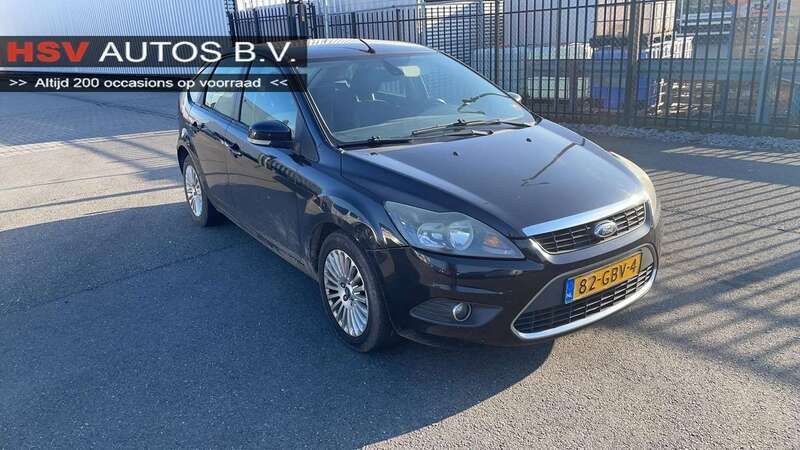 Zwart Gebruikt 2008 Ford Focus Titanium Hatchback | € 1.999 (Eerlijke prijs) - Afbeelding 1/3
