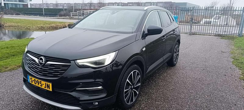 Zwart Occasion 2021 Opel Grandland X Ultimate SUV | € 21.000 (Super prijs) - Afbeelding 1/4