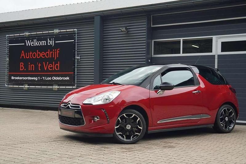 Rood, metallic lak Gebruikt 2013 Citroën DS3 Sport Chic Hatchback | € 5.950 (Eerlijke prijs) - Afbeelding 1/4
