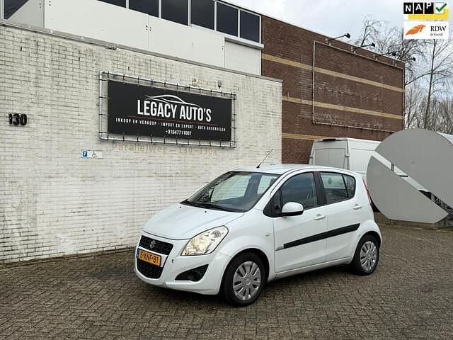 Wit Occasion 2014 Suzuki Splash Comfort Hatchback | € 2.349 (Super prijs) - Afbeelding 1/4
