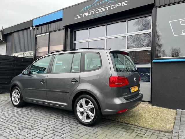 Occasion VW Touran Trendline 105 PK (77 kW) 2011 Grijs MPV
